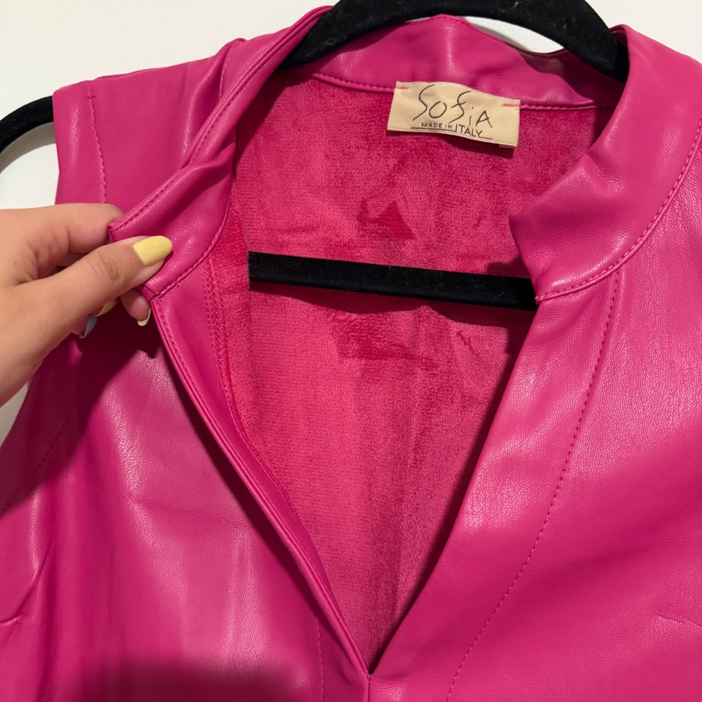 Sofia‎ Made in Italy Hot Pink Vegan Leather Tiered Ruffle Mini Dress DC17545 TU - Picture 3 of 4
